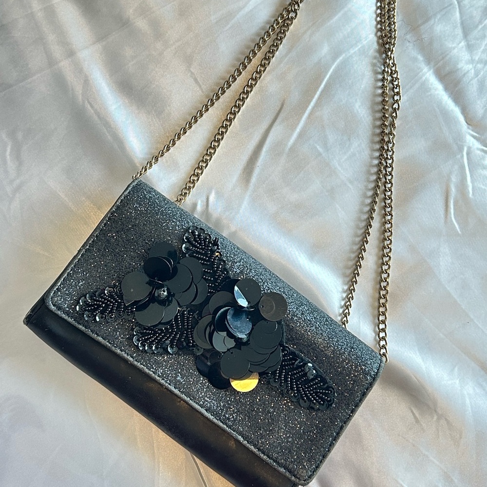 BLACK ALDO PURSE!